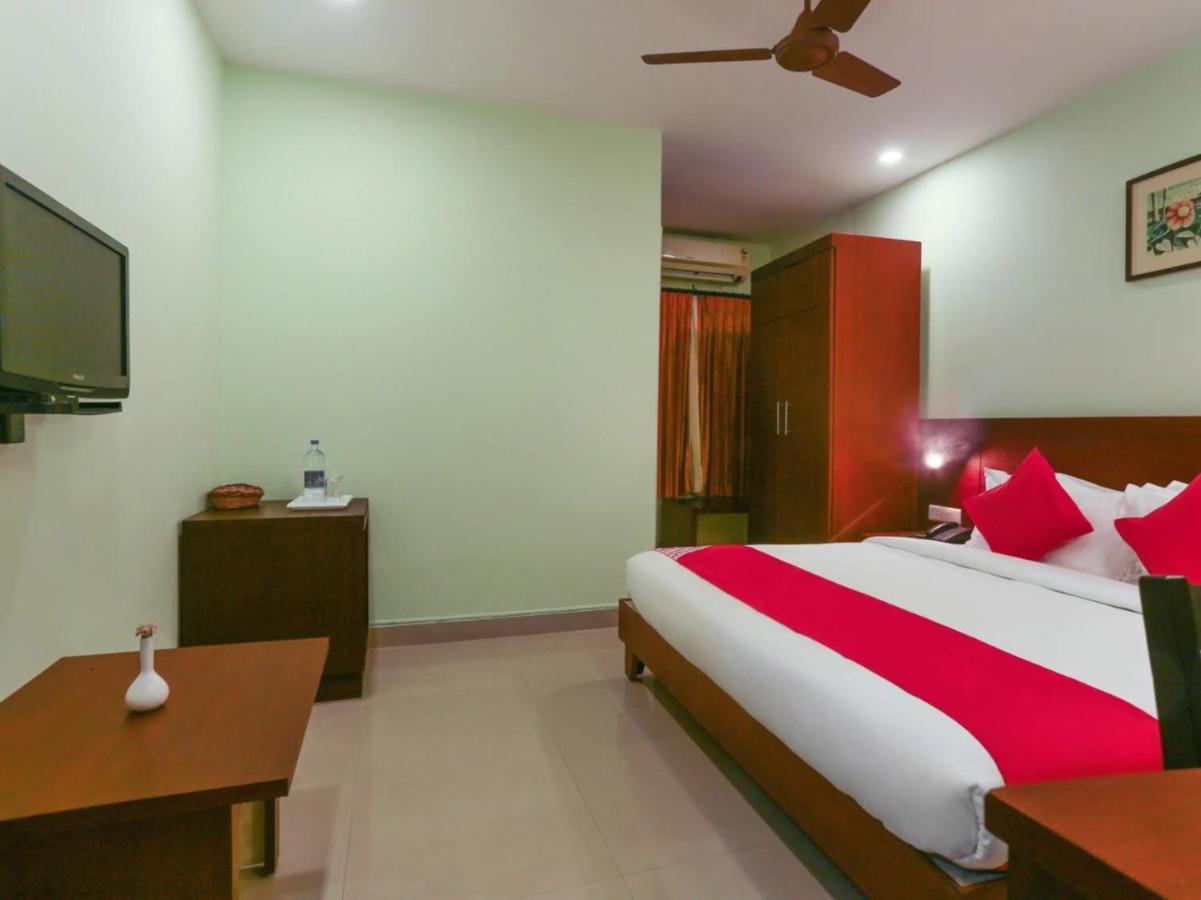 Hotel Newcastle Wadakkanchery Buitenkant foto