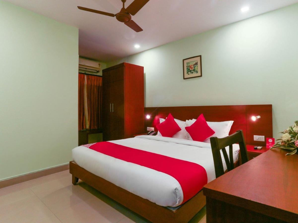 Hotel Newcastle Wadakkanchery Buitenkant foto